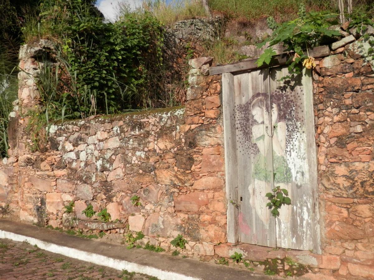 Pousada Pedras De Igatu Εξωτερικό φωτογραφία